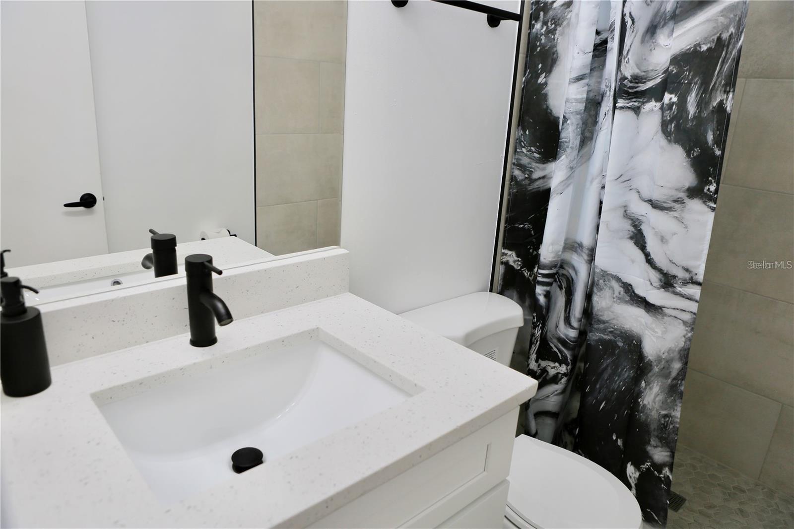 PHOENIX SUB NAPIER GRT - Residential Lease