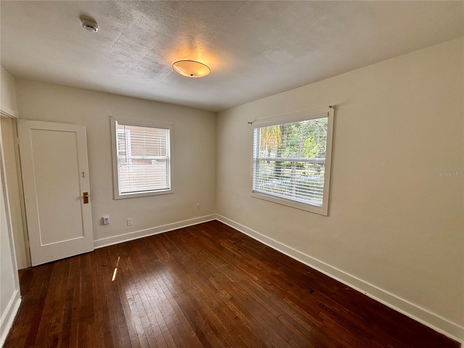 HIGHLAND GROVE 2ND ADD - Residential Lease