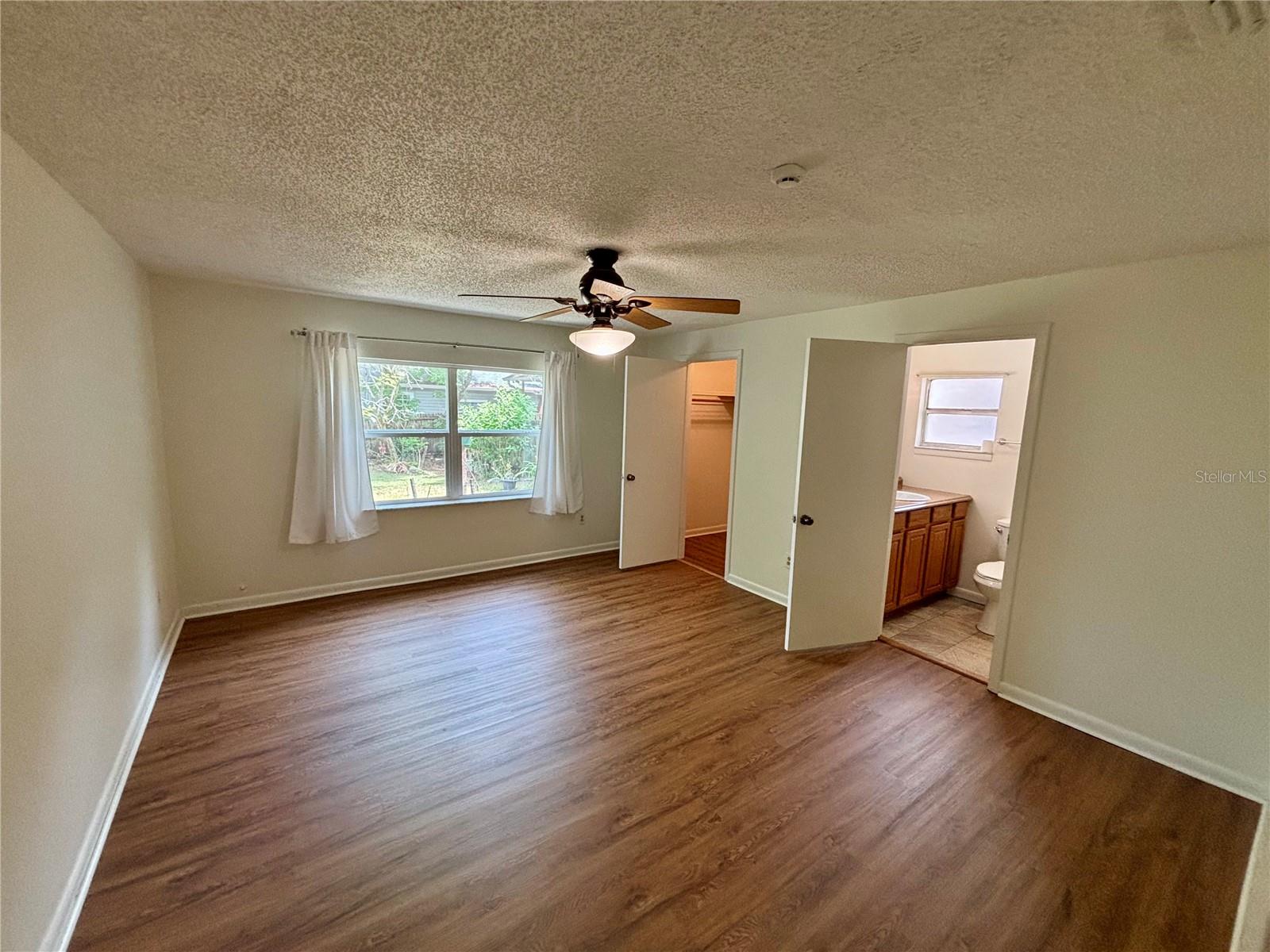 HIGHLAND GROVE 2ND ADD - Residential Lease