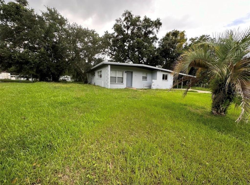 Photo of 116 Jupiter Circle, Orlando, FL 32811 (MLS # O6428363)