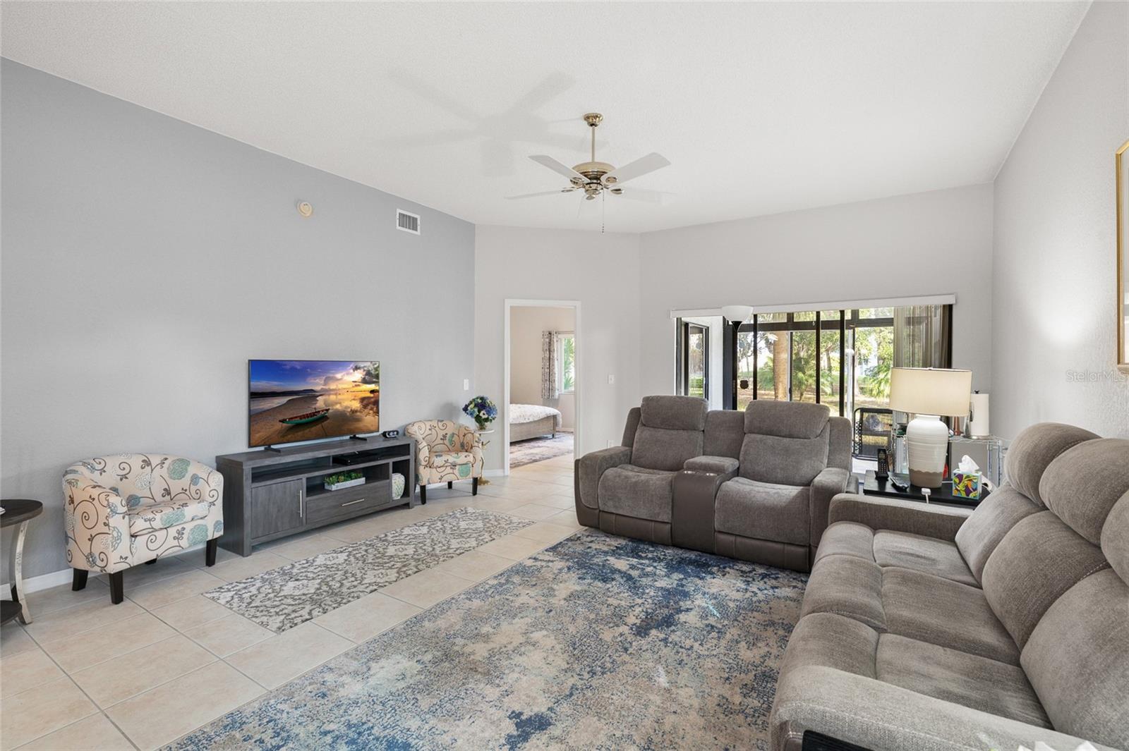 VILLAS AT FORESTBROOK CONDO - Residential