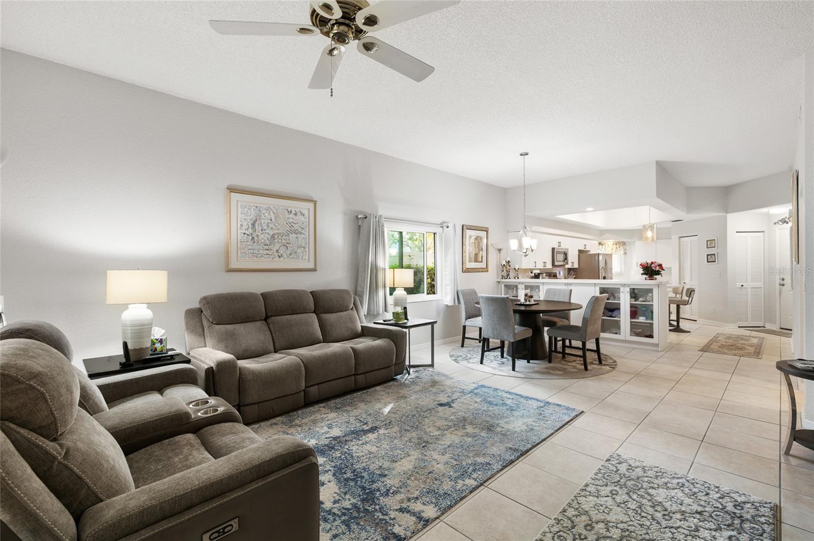 VILLAS AT FORESTBROOK CONDO - Residential