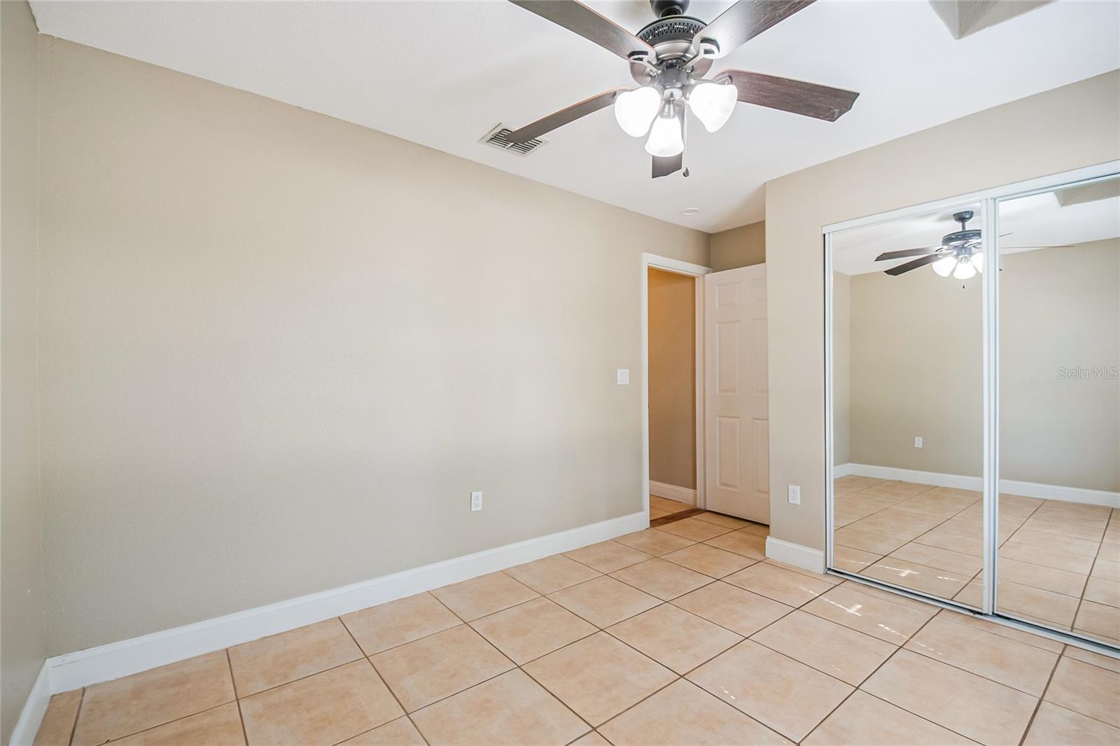 OAK RUN UNIT 8 - Residential Lease