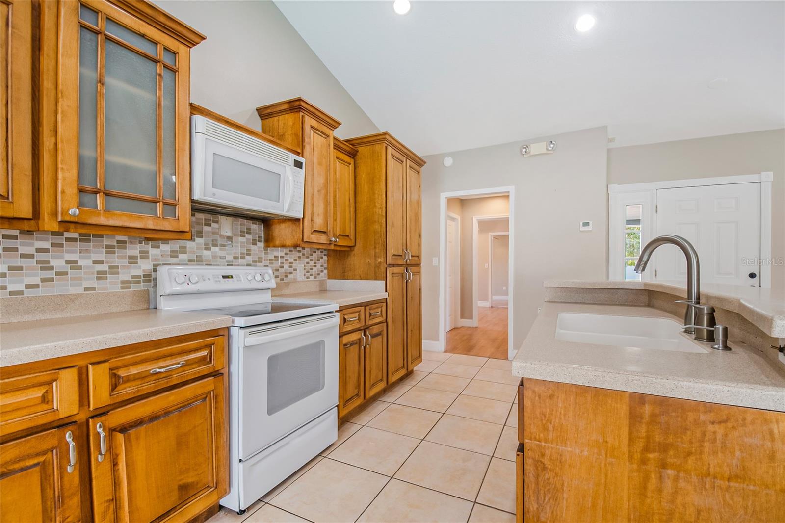 OAK RUN UNIT 8 - Residential Lease