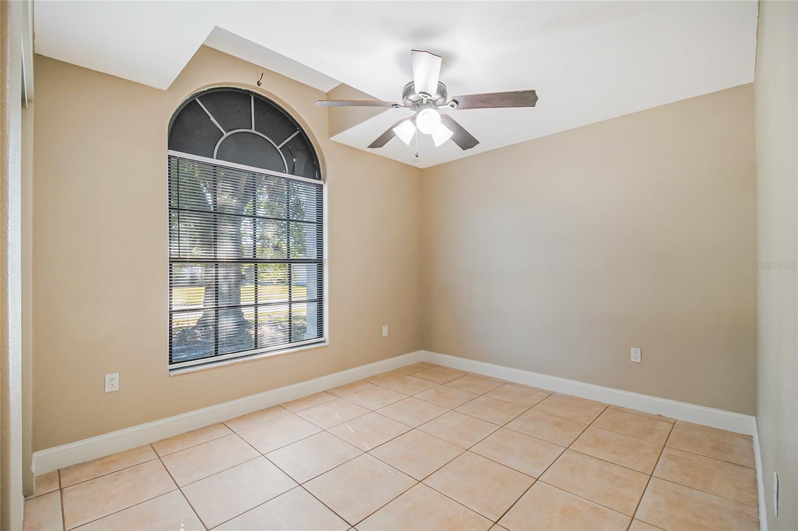 OAK RUN UNIT 8 - Residential Lease