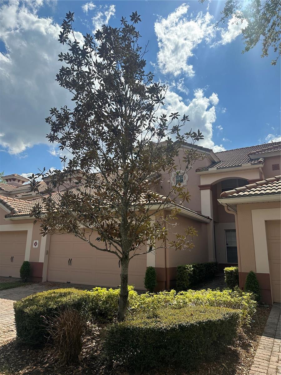 8369 RIVERDALE LN 1