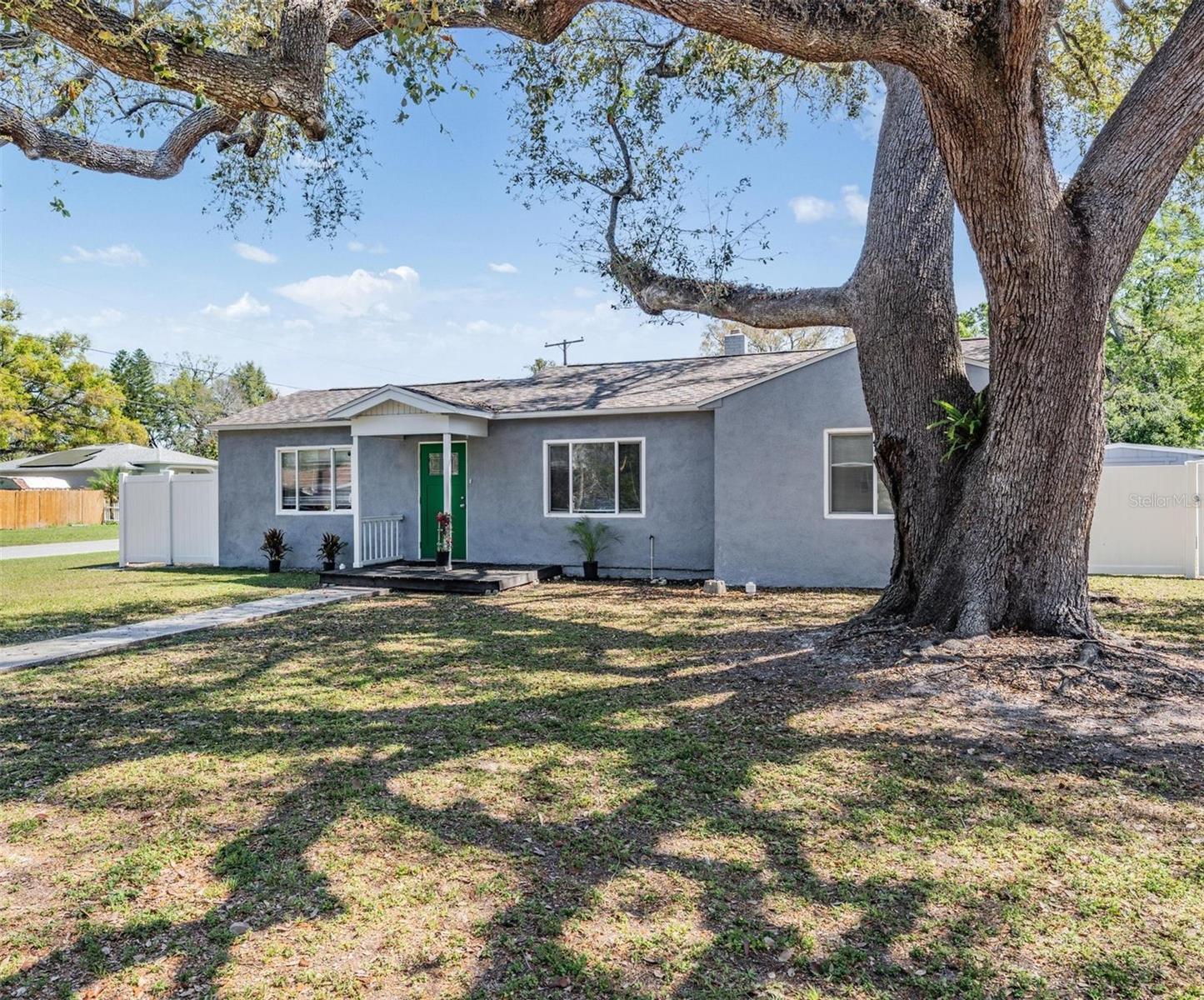 AVON SPGS - Residential