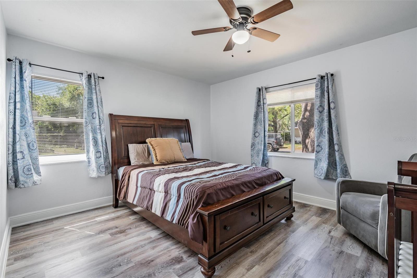 AVON SPGS - Residential