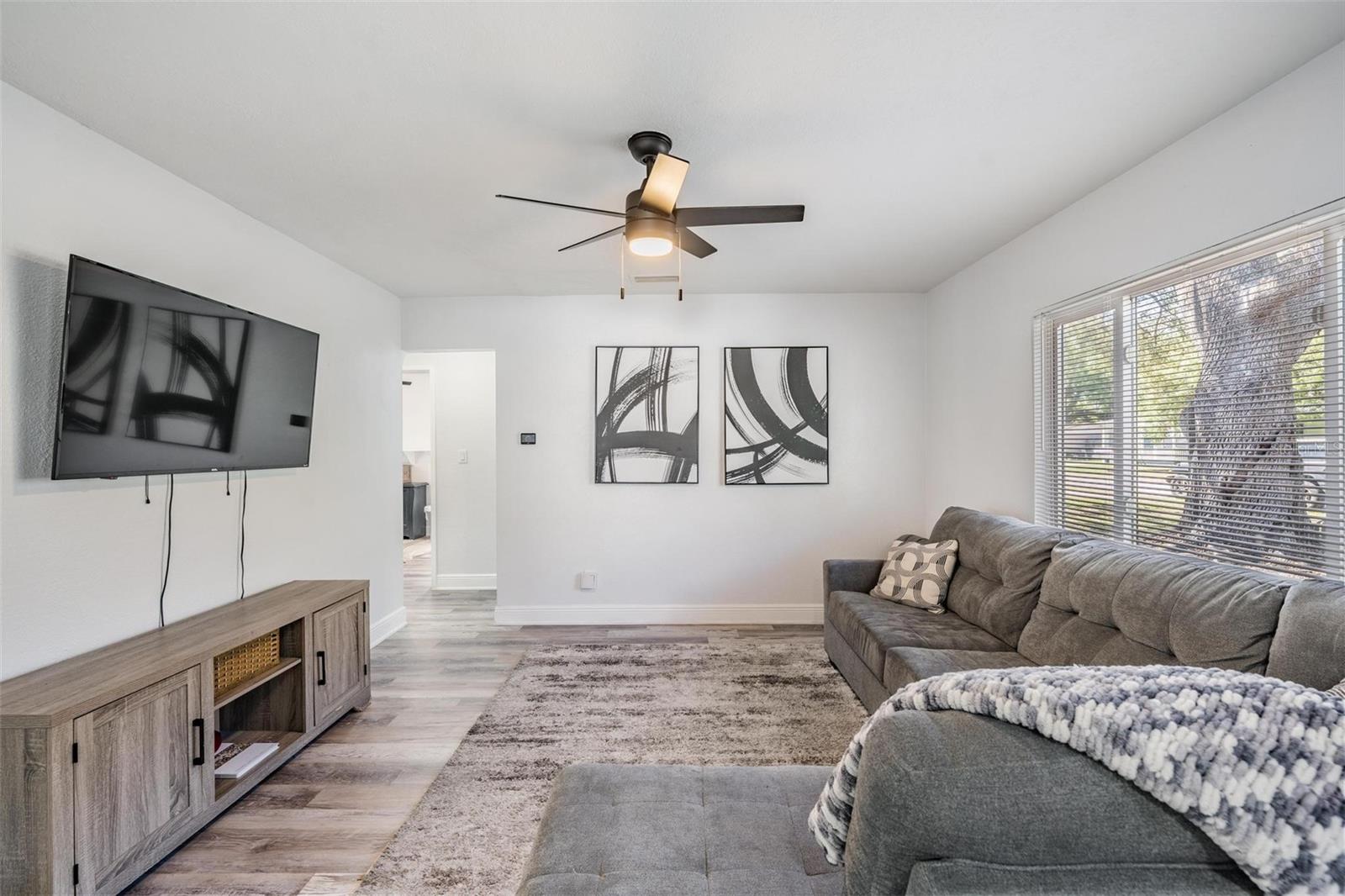 AVON SPGS - Residential