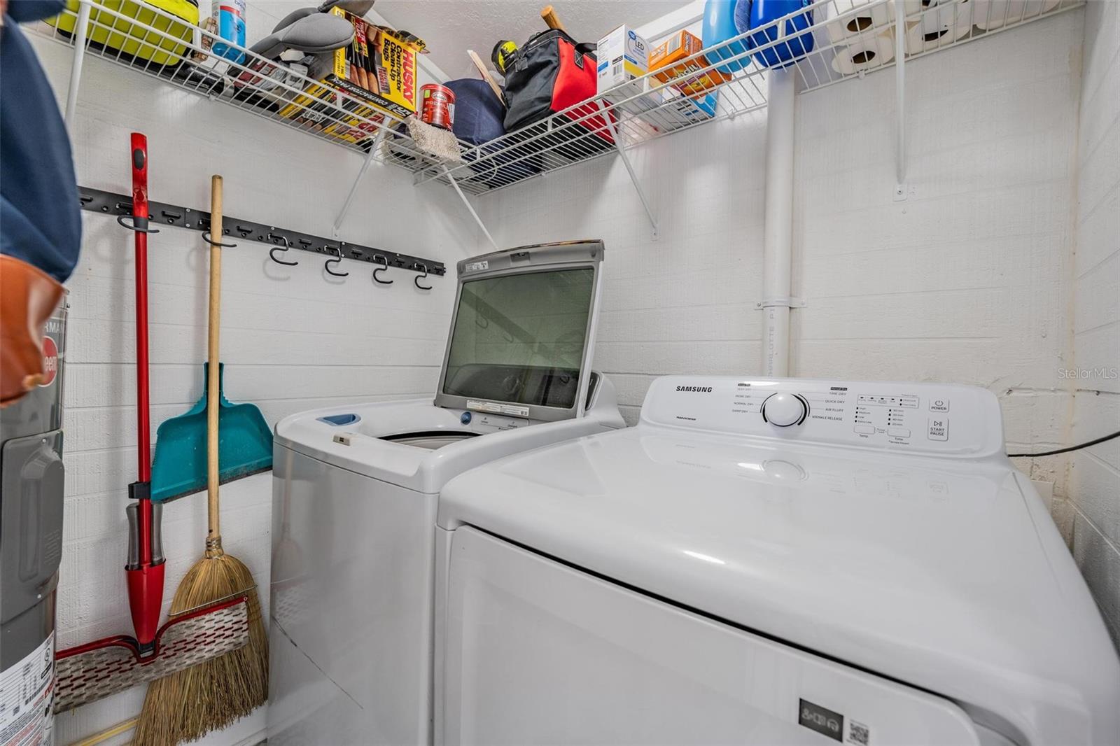 AVON SPGS - Residential