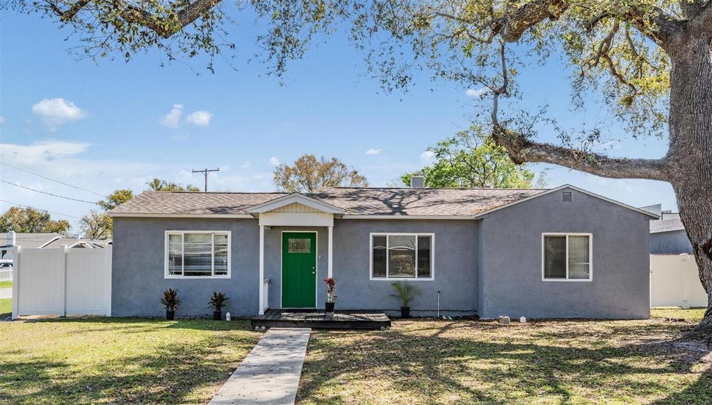 Photo of 7307 N Highland Avenue, Tampa, FL 33604 (MLS # TB8480123)