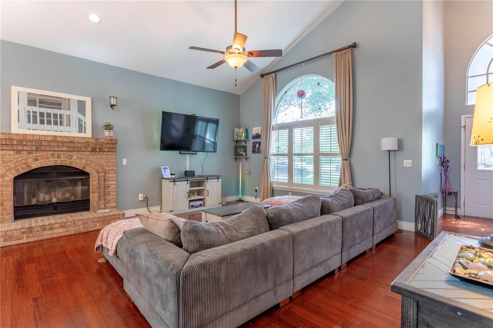 4455 YACHTMANS COURT