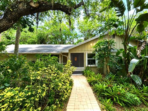 Photo of 255 SW Salerno Road, Stuart, FL 34997 (MLS # TB8504240)