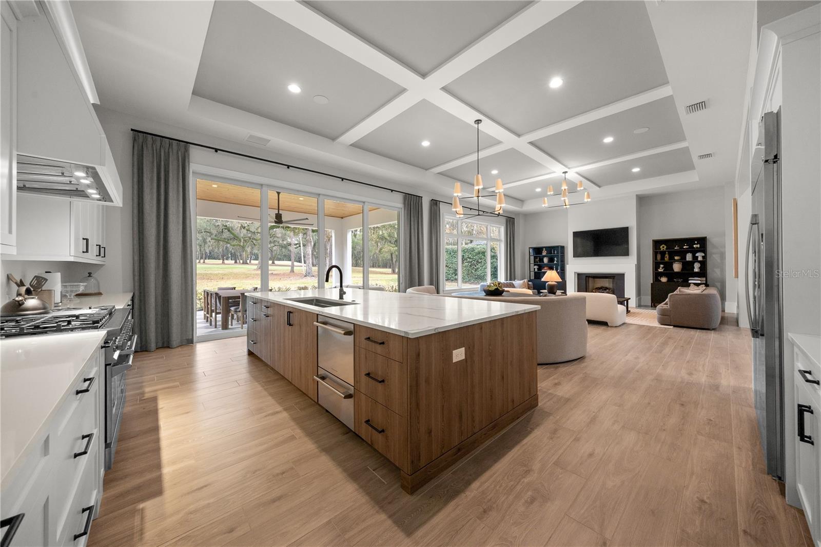 RLR GOLDEN OCALA - Residential