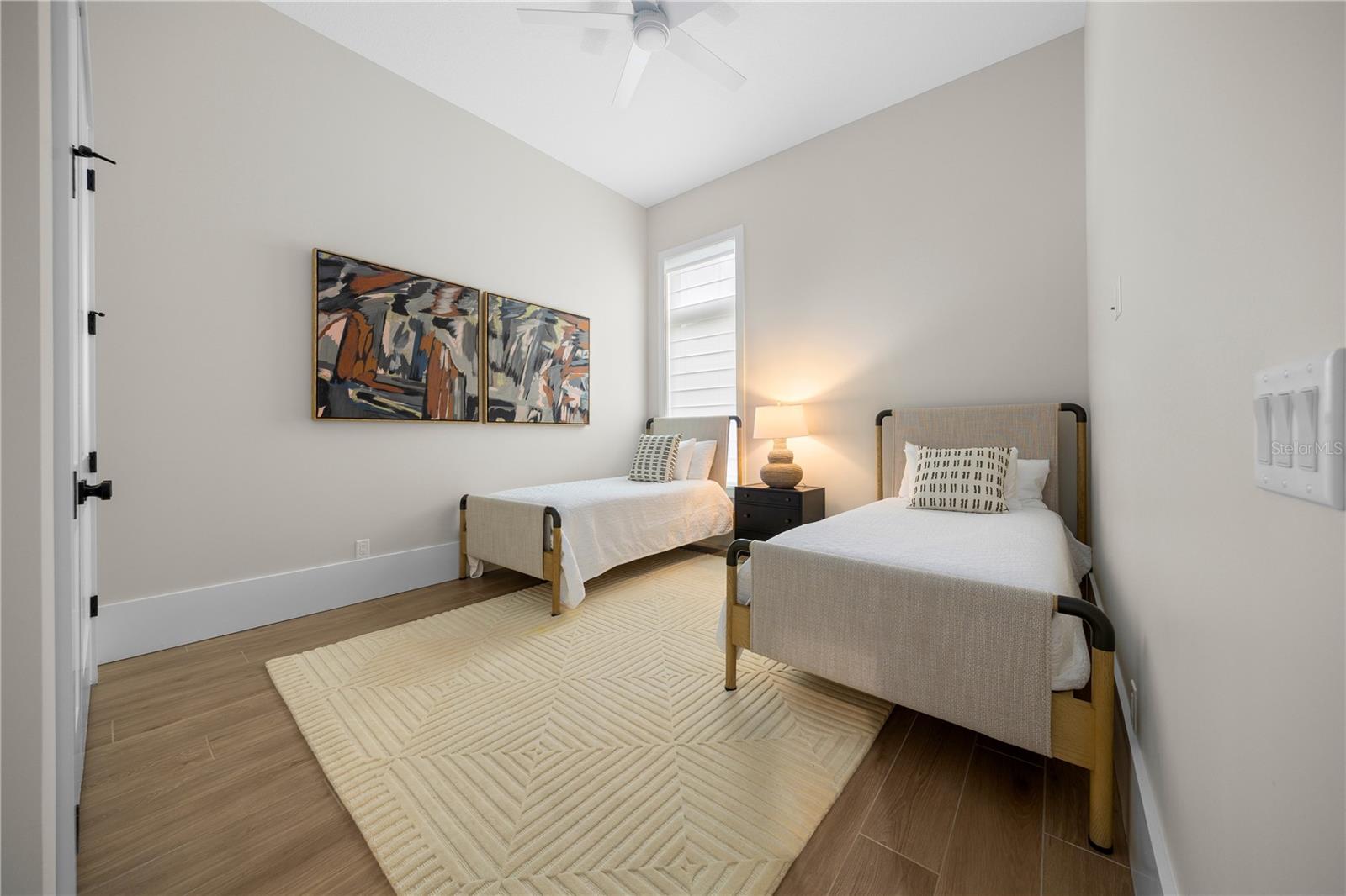 RLR GOLDEN OCALA - Residential