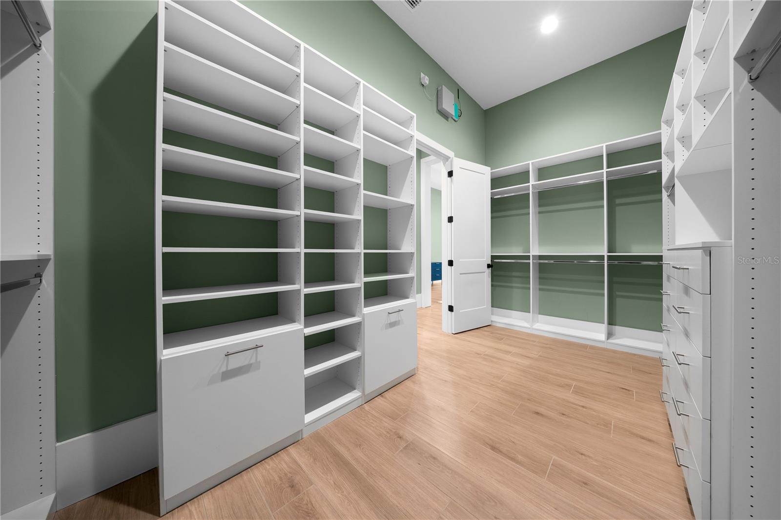 RLR GOLDEN OCALA - Residential