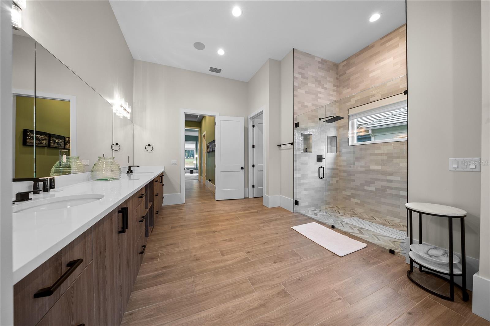 RLR GOLDEN OCALA - Residential