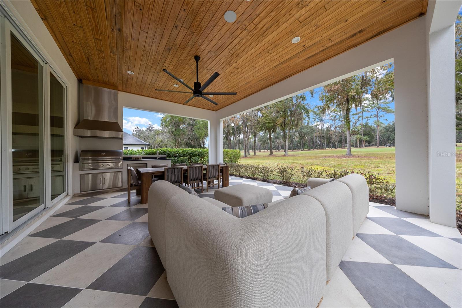 RLR GOLDEN OCALA - Residential