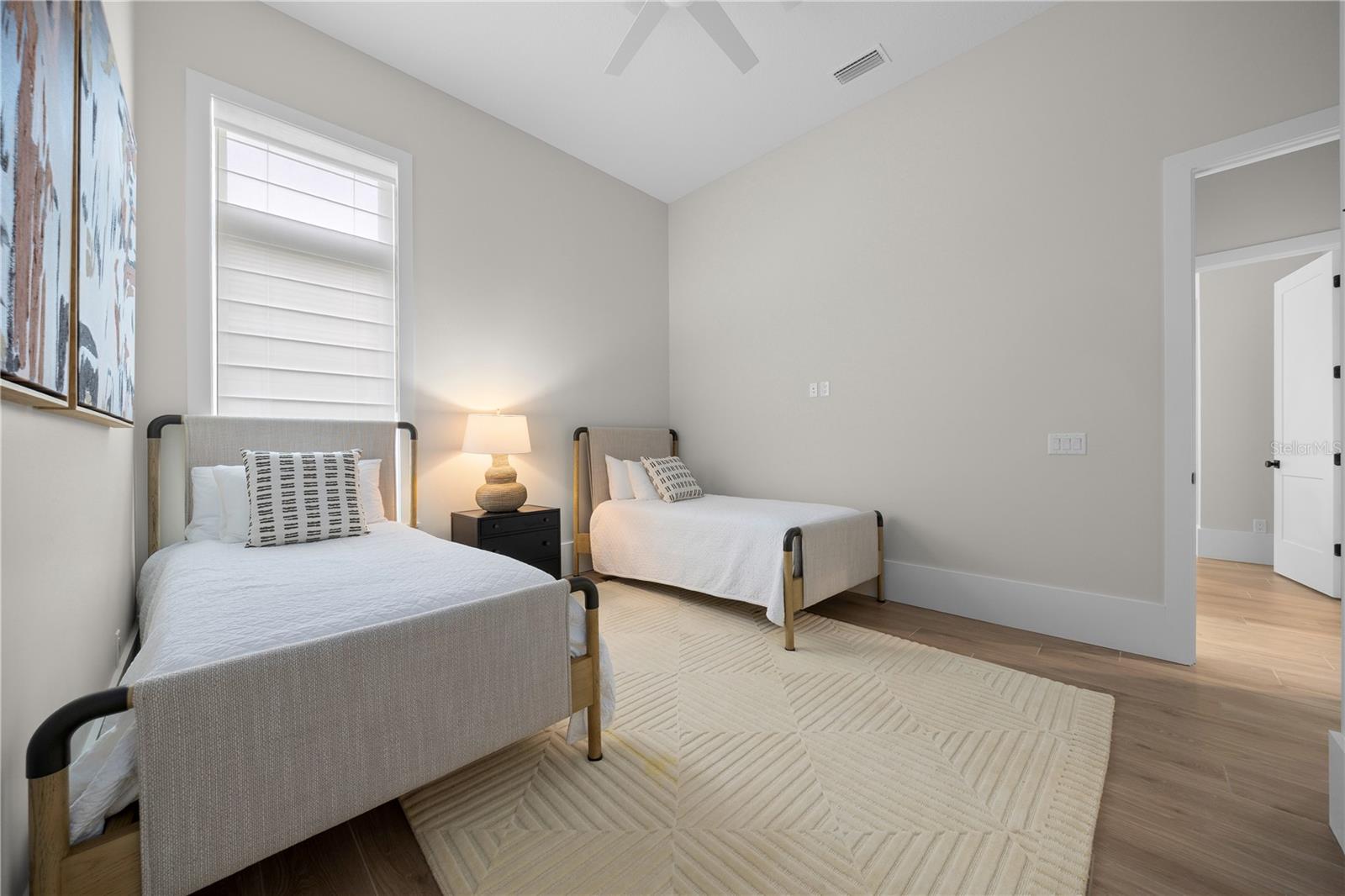 RLR GOLDEN OCALA - Residential