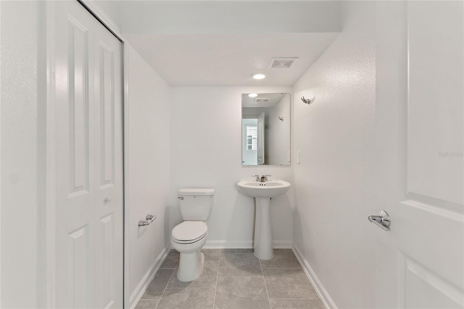 LAKE WILSON RESERVE PB 31 PGS 97-103 LOT 116 - Residential Lease