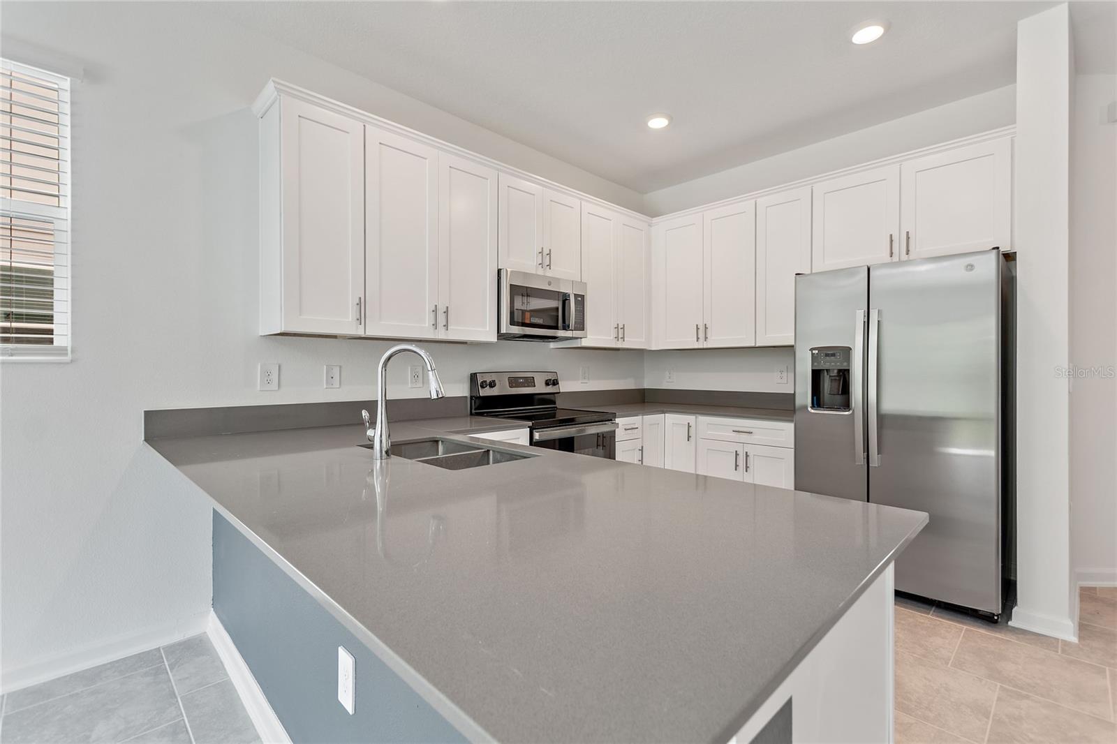 LAKE WILSON RESERVE PB 31 PGS 97-103 LOT 116 - Residential Lease
