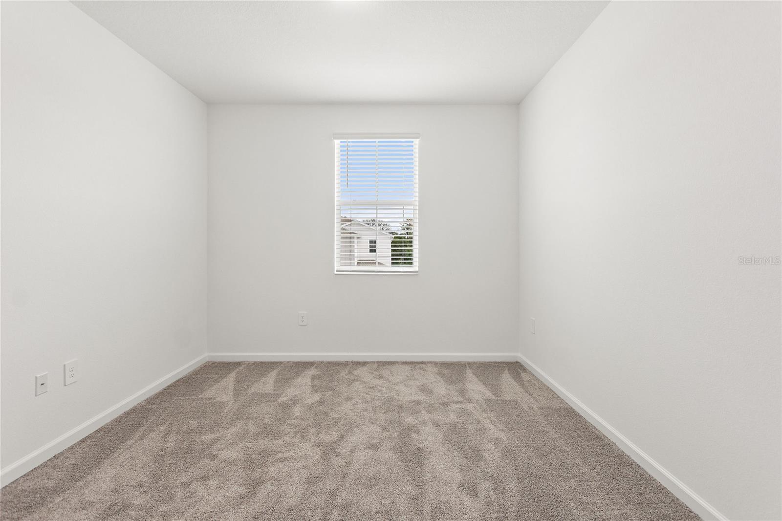 LAKE WILSON RESERVE PB 31 PGS 97-103 LOT 116 - Residential Lease