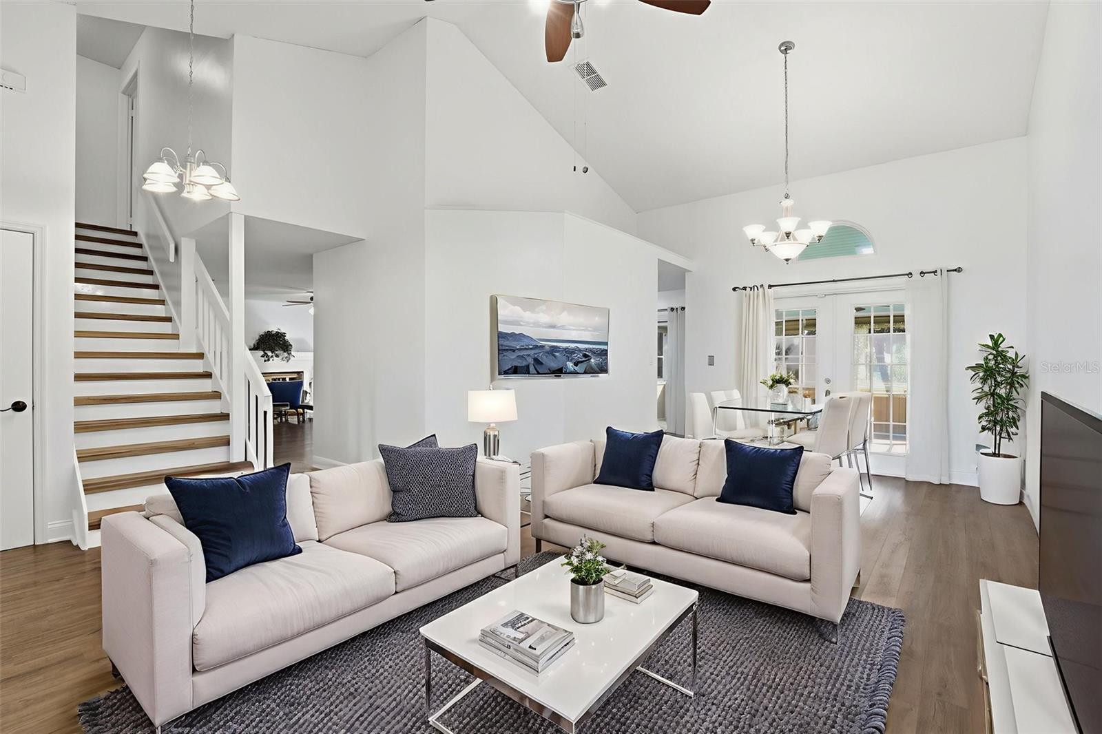 REMINGTON OAKS AT THE CROSSINGS - Residential