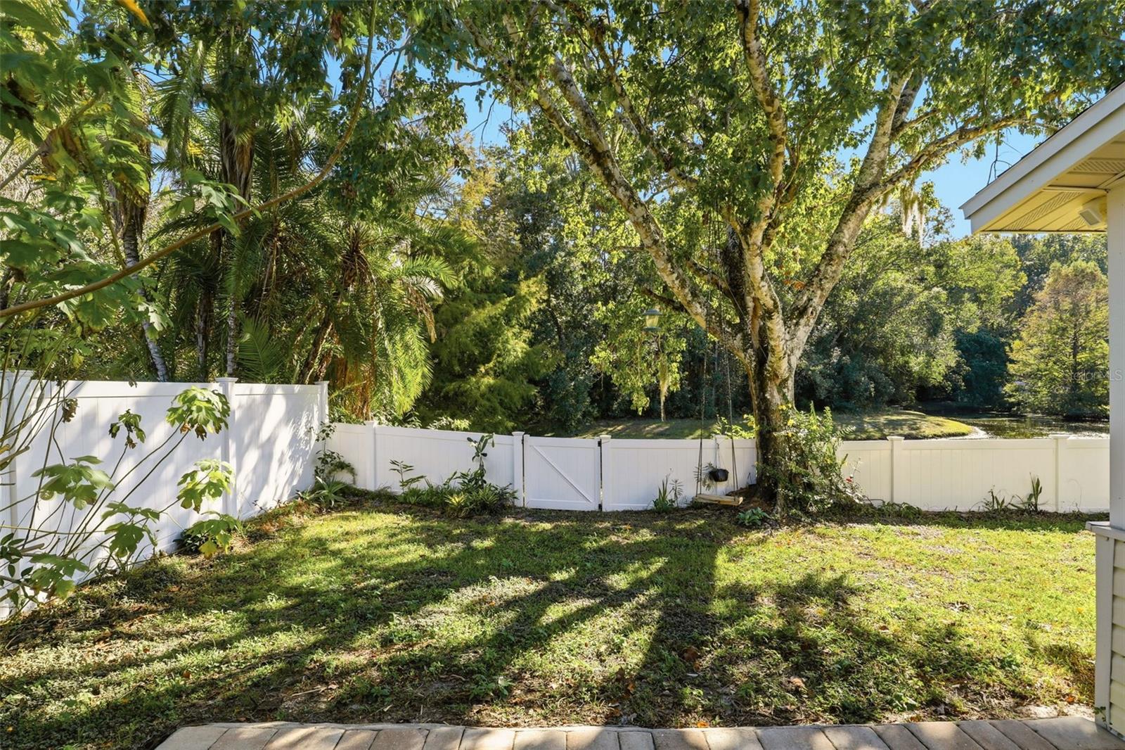 REMINGTON OAKS AT THE CROSSINGS - Residential