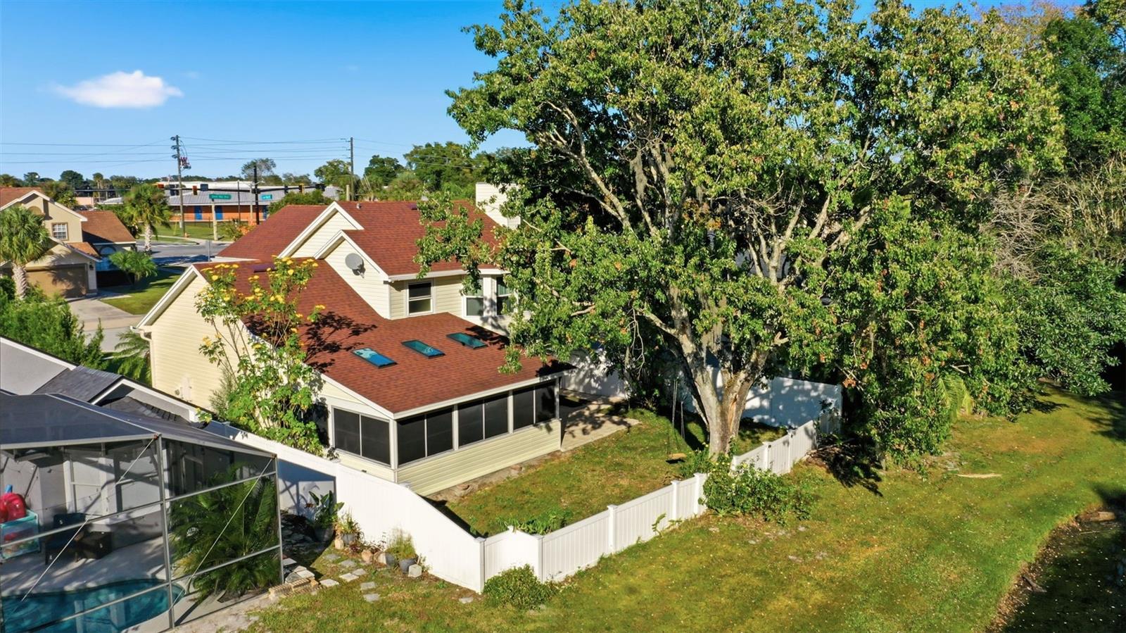 REMINGTON OAKS AT THE CROSSINGS - Residential