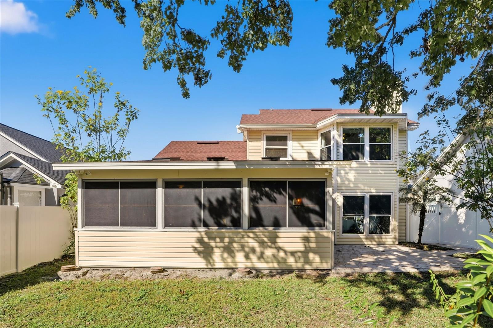 REMINGTON OAKS AT THE CROSSINGS - Residential