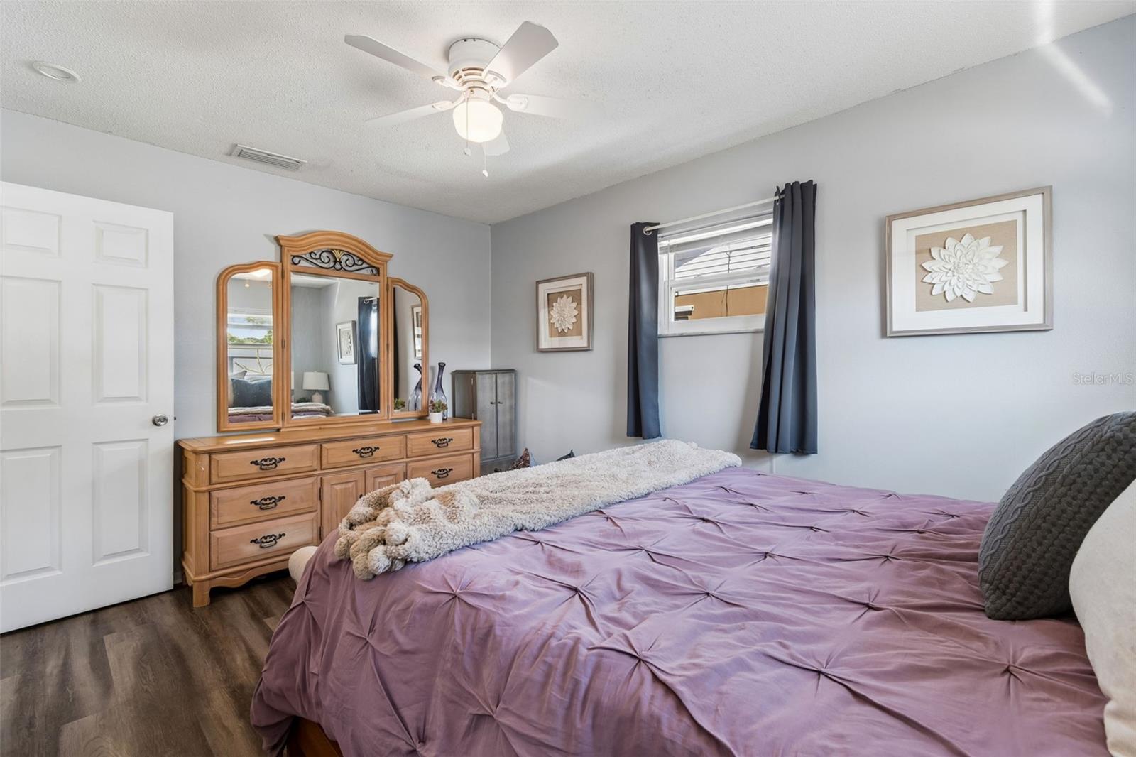 BONNIE BAY UNIT ONE - Residential