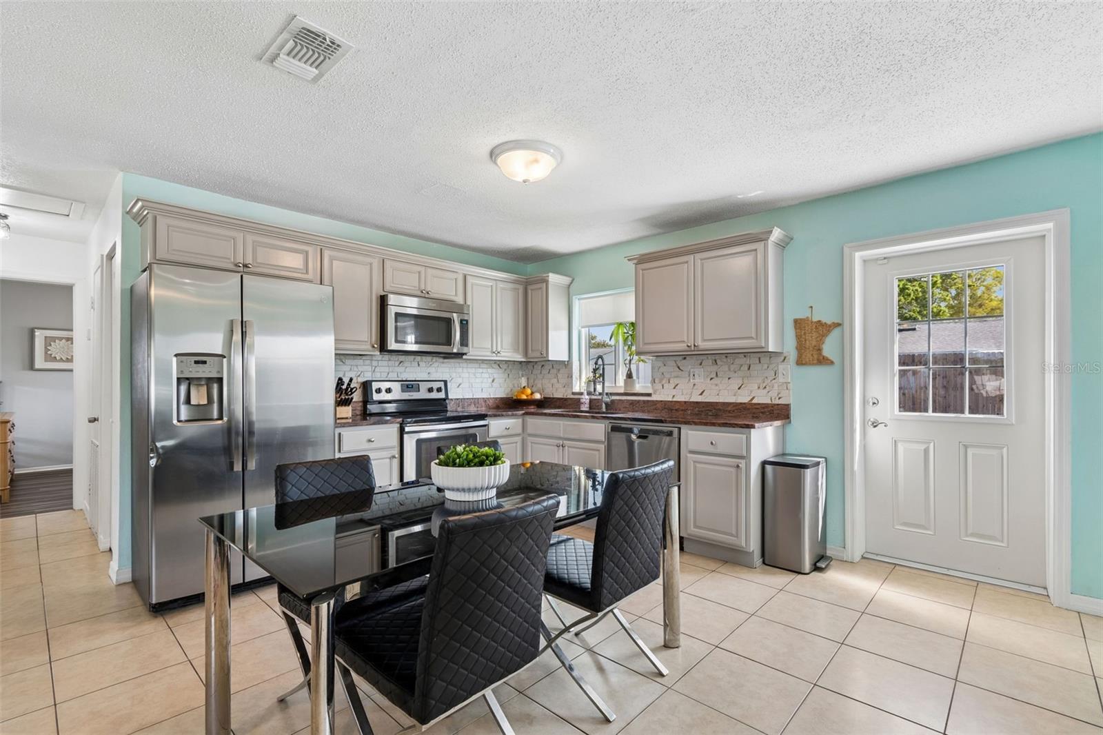 BONNIE BAY UNIT ONE - Residential