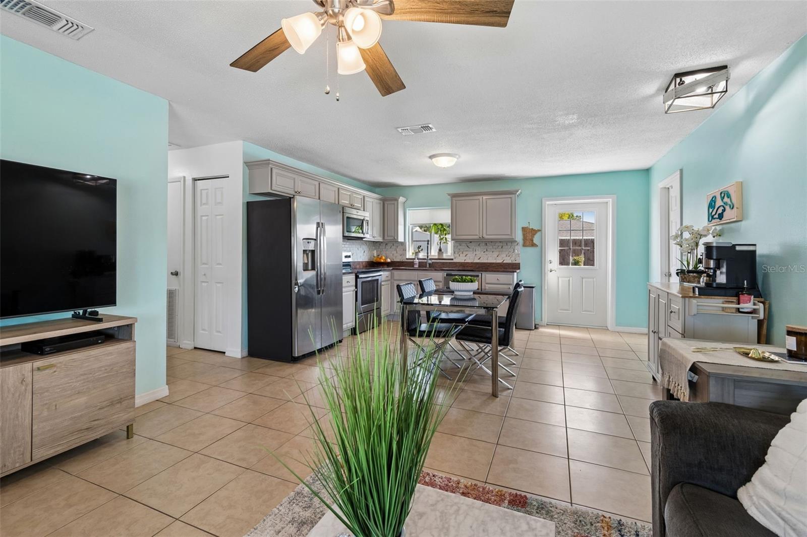 BONNIE BAY UNIT ONE - Residential