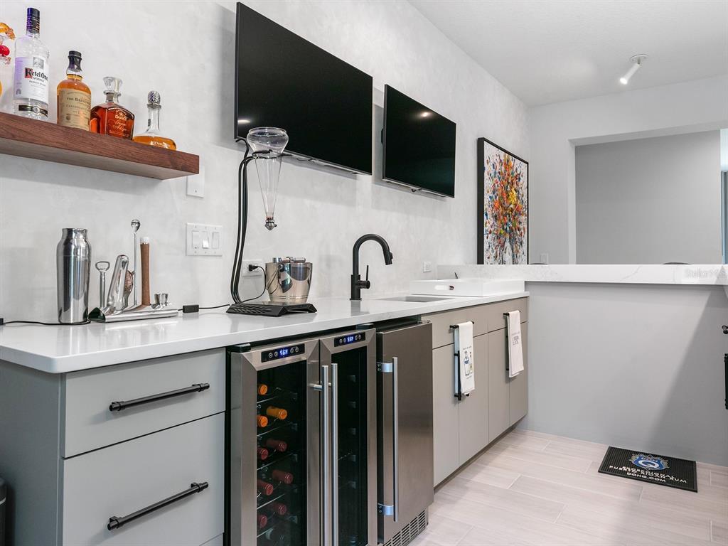 ROYAL CYPRESS PRESERVE - Residential