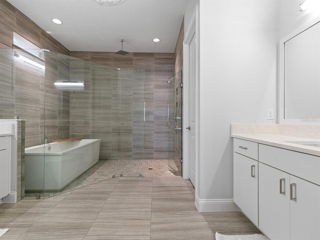 ROYAL CYPRESS PRESERVE - Residential