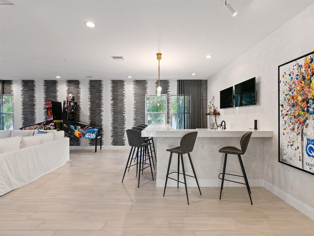 ROYAL CYPRESS PRESERVE - Residential