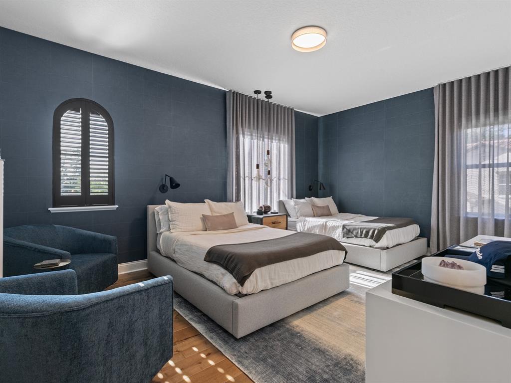 ROYAL CYPRESS PRESERVE - Residential