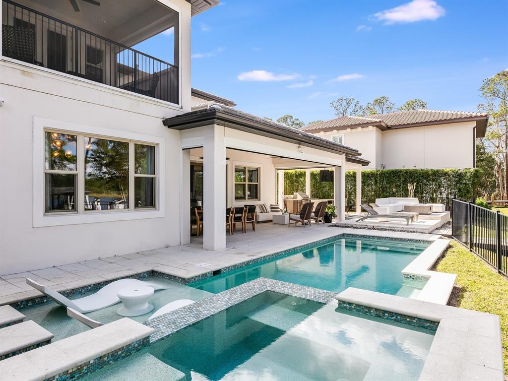 ROYAL CYPRESS PRESERVE - Residential