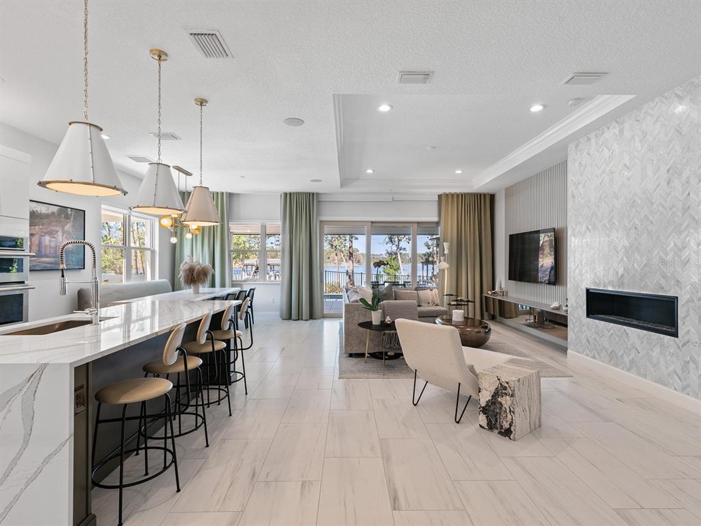 ROYAL CYPRESS PRESERVE - Residential