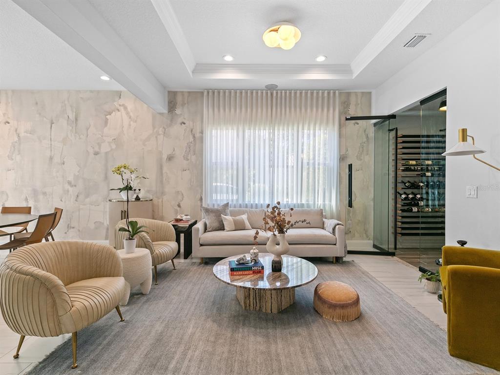 ROYAL CYPRESS PRESERVE - Residential