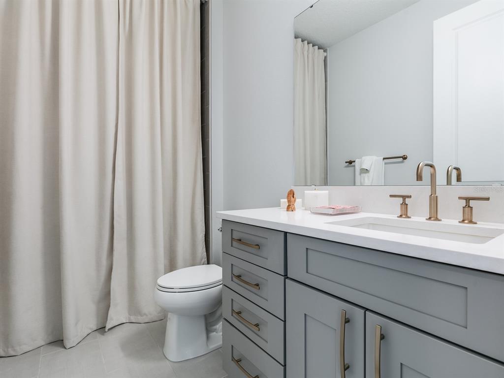 ROYAL CYPRESS PRESERVE - Residential