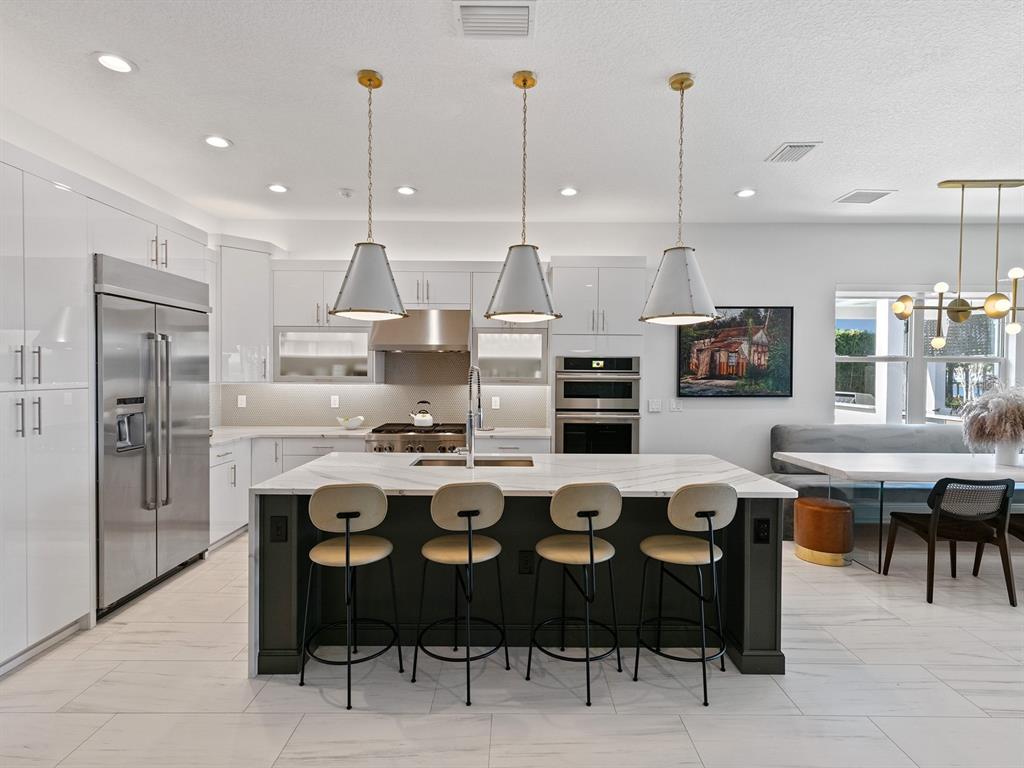 ROYAL CYPRESS PRESERVE - Residential