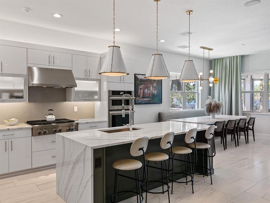 ROYAL CYPRESS PRESERVE - Residential