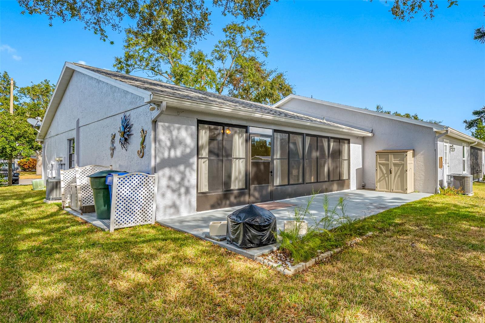 1125 SOMERSET CIRCLE S