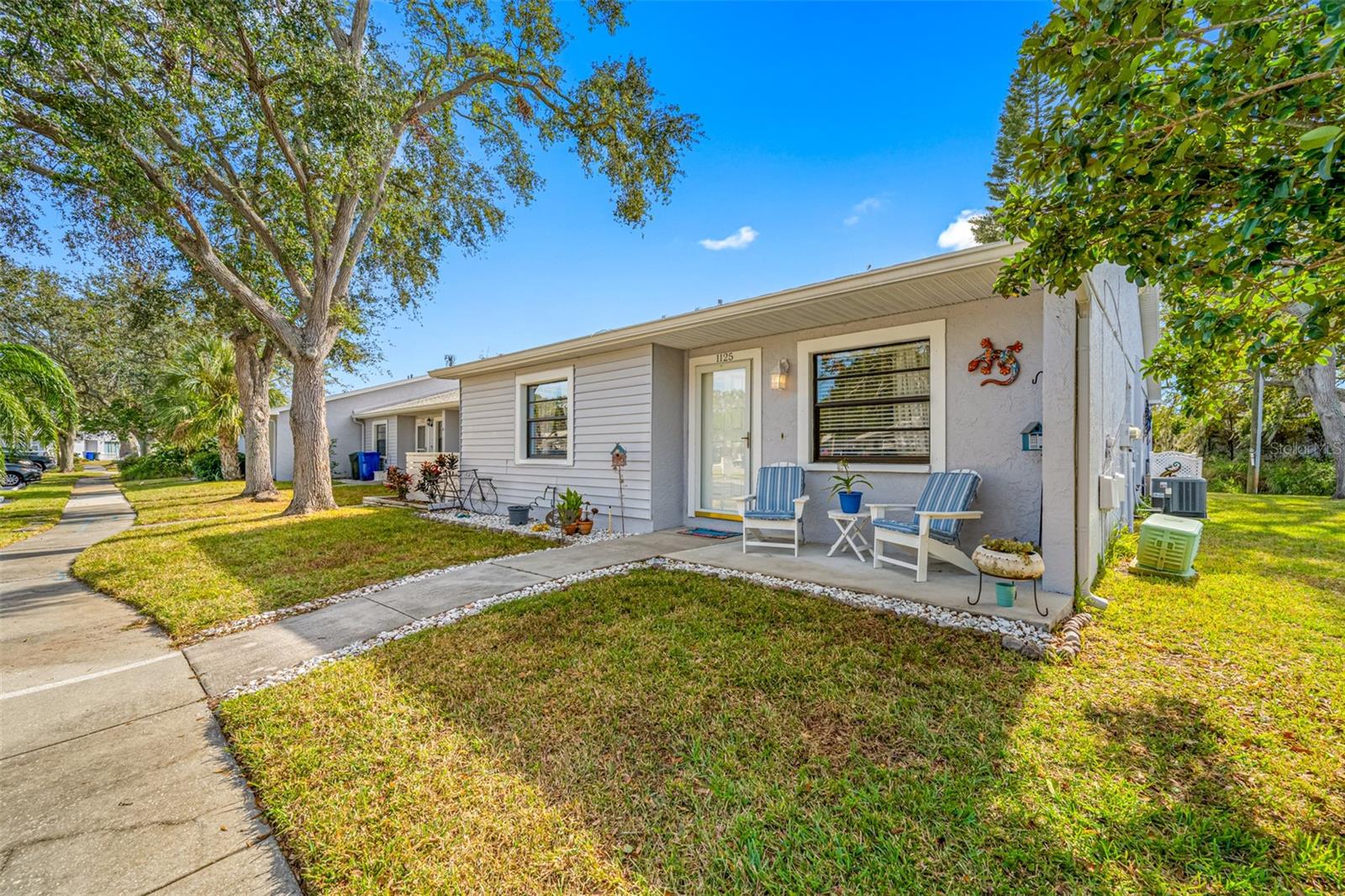 1125 SOMERSET CIRCLE S