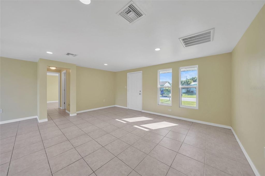 Photo of 282 Seminole Boulevard NW, Port Charlotte, FL 33952 (MLS # C7516030)