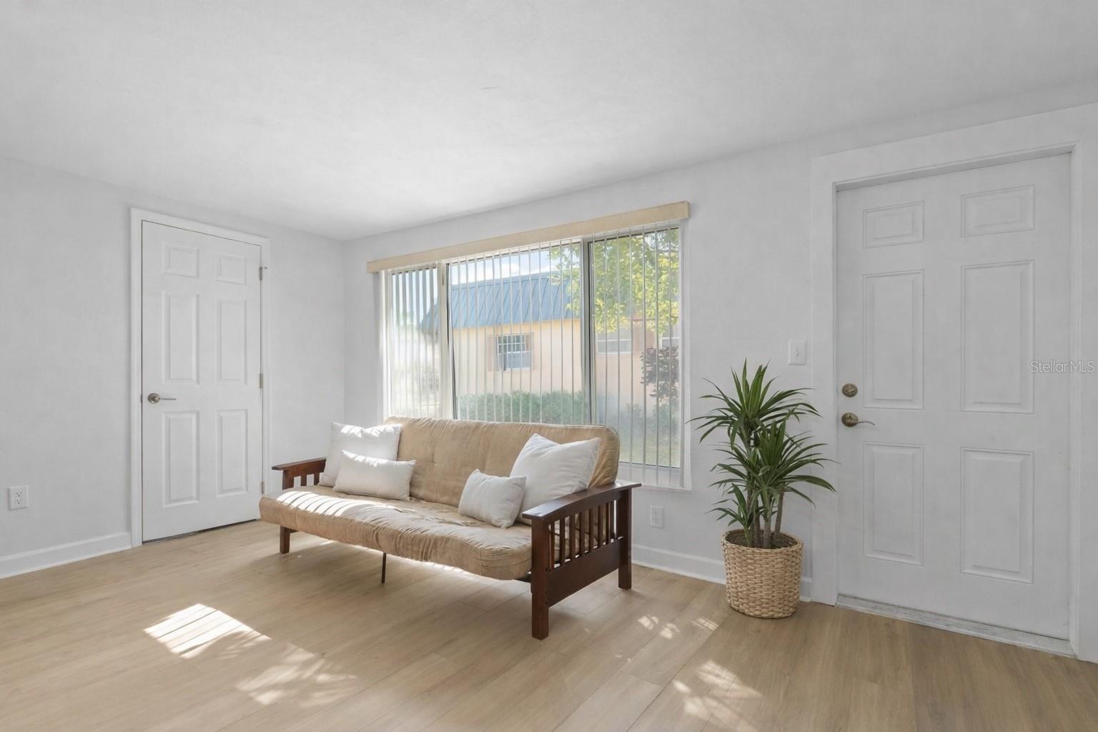 GARDENS BEACON SQUARE - Residential