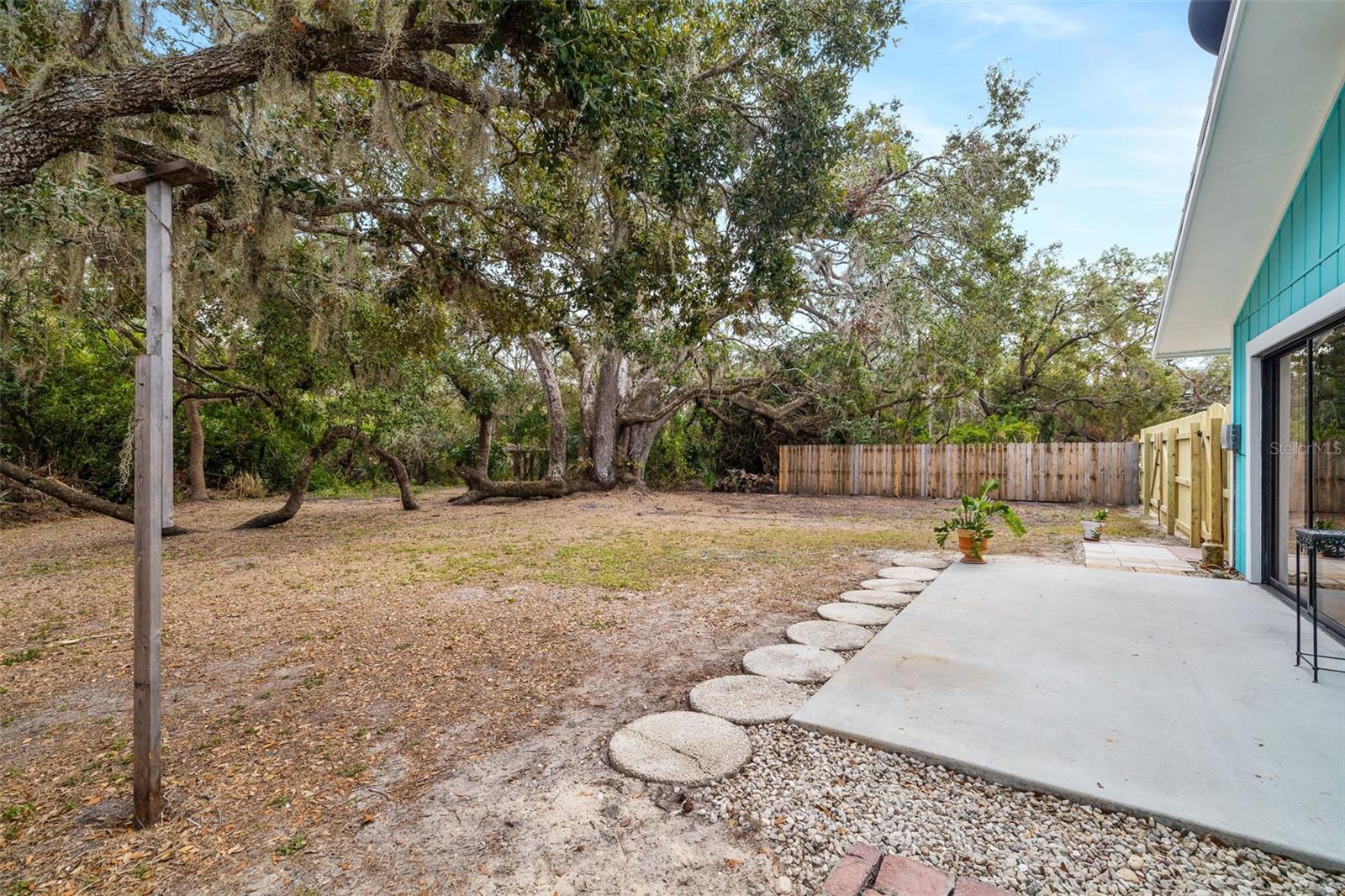 TOBERO WOODS - Residential