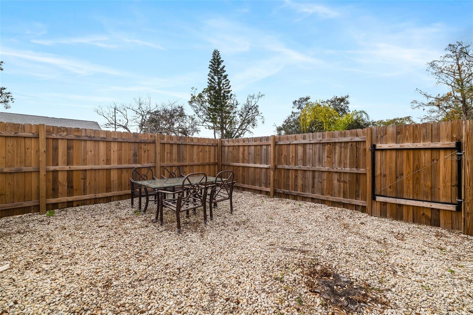 TOBERO WOODS - Residential