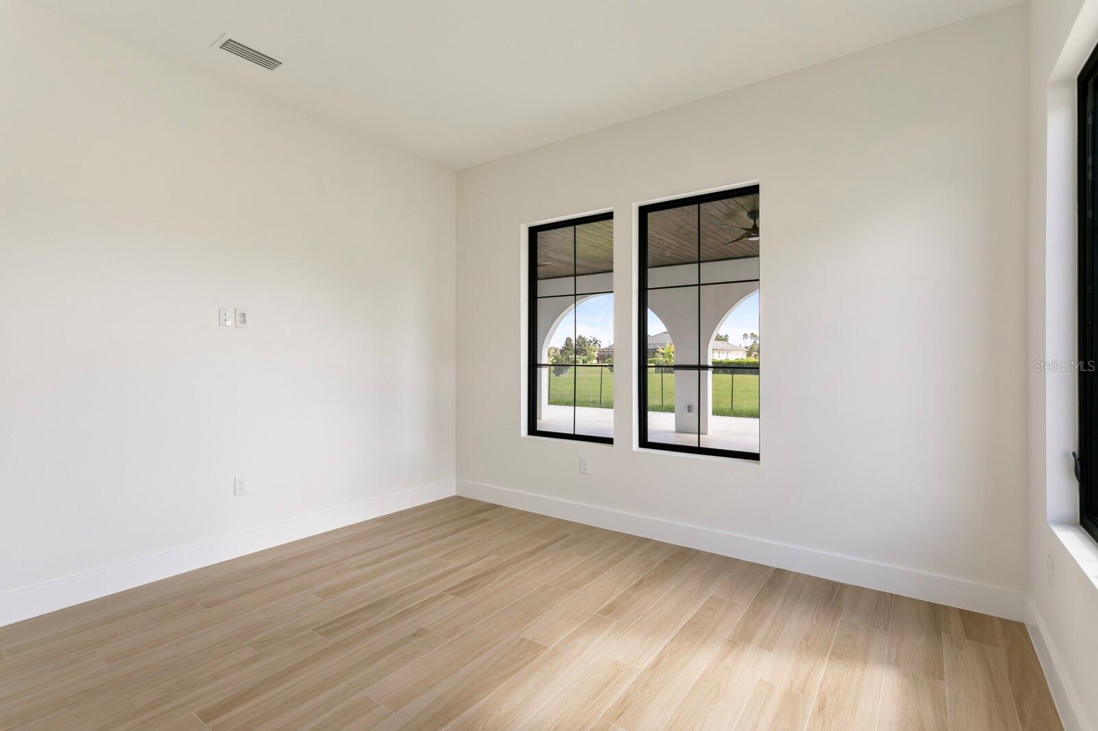 HAWK CREEK RESERVE - Residential